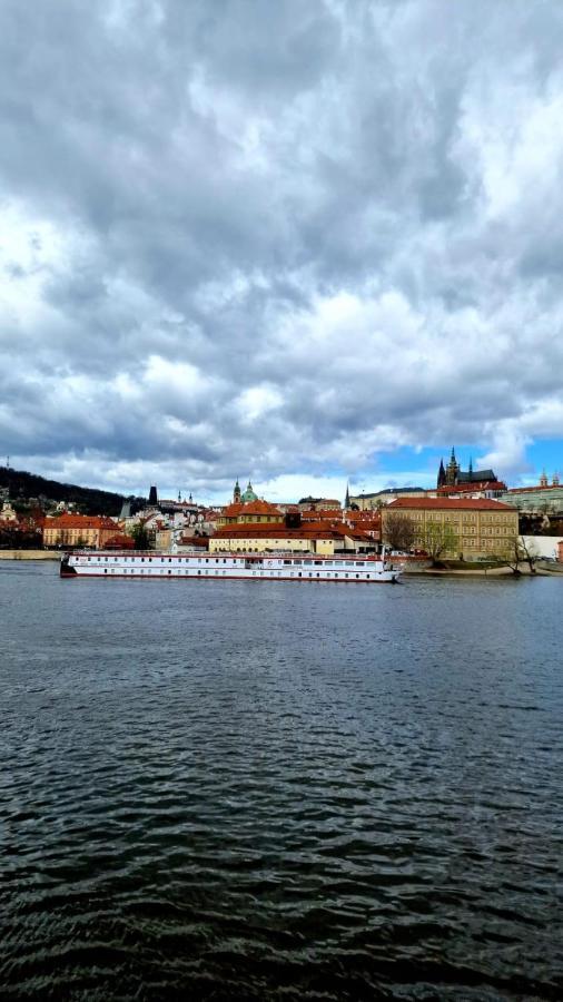 River Hotel Koenigstein Прага Екстер'єр фото