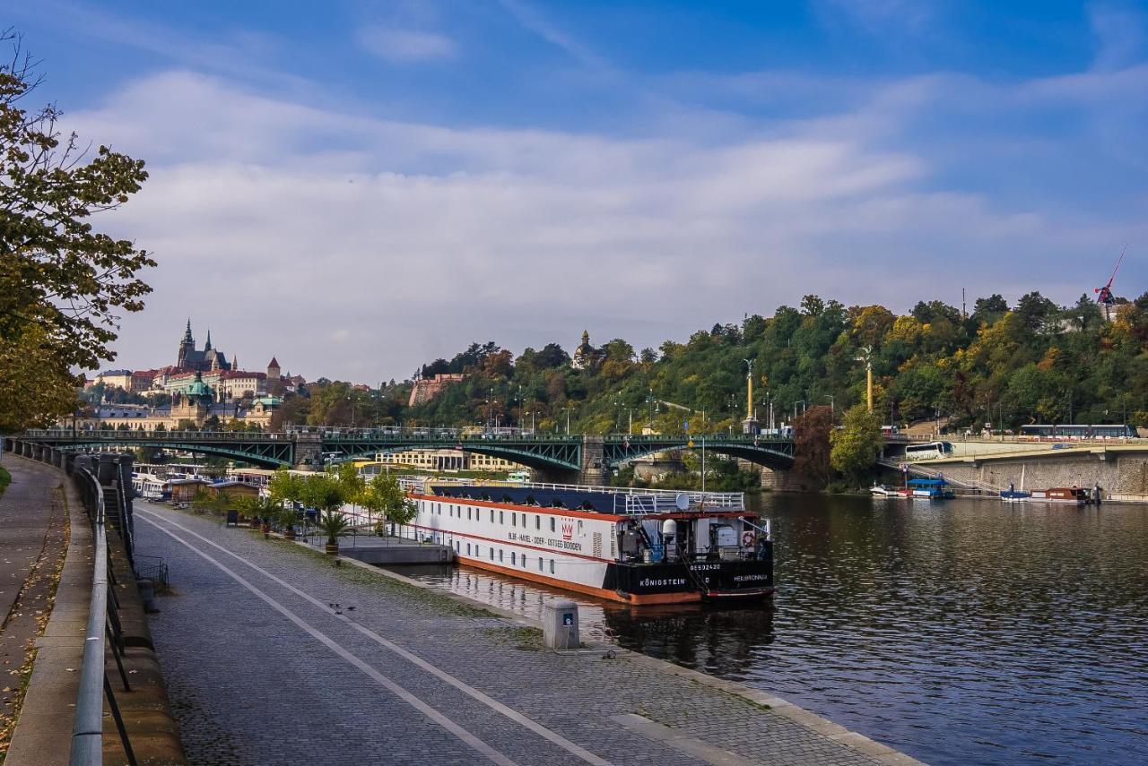 River Hotel Koenigstein Прага Екстер'єр фото